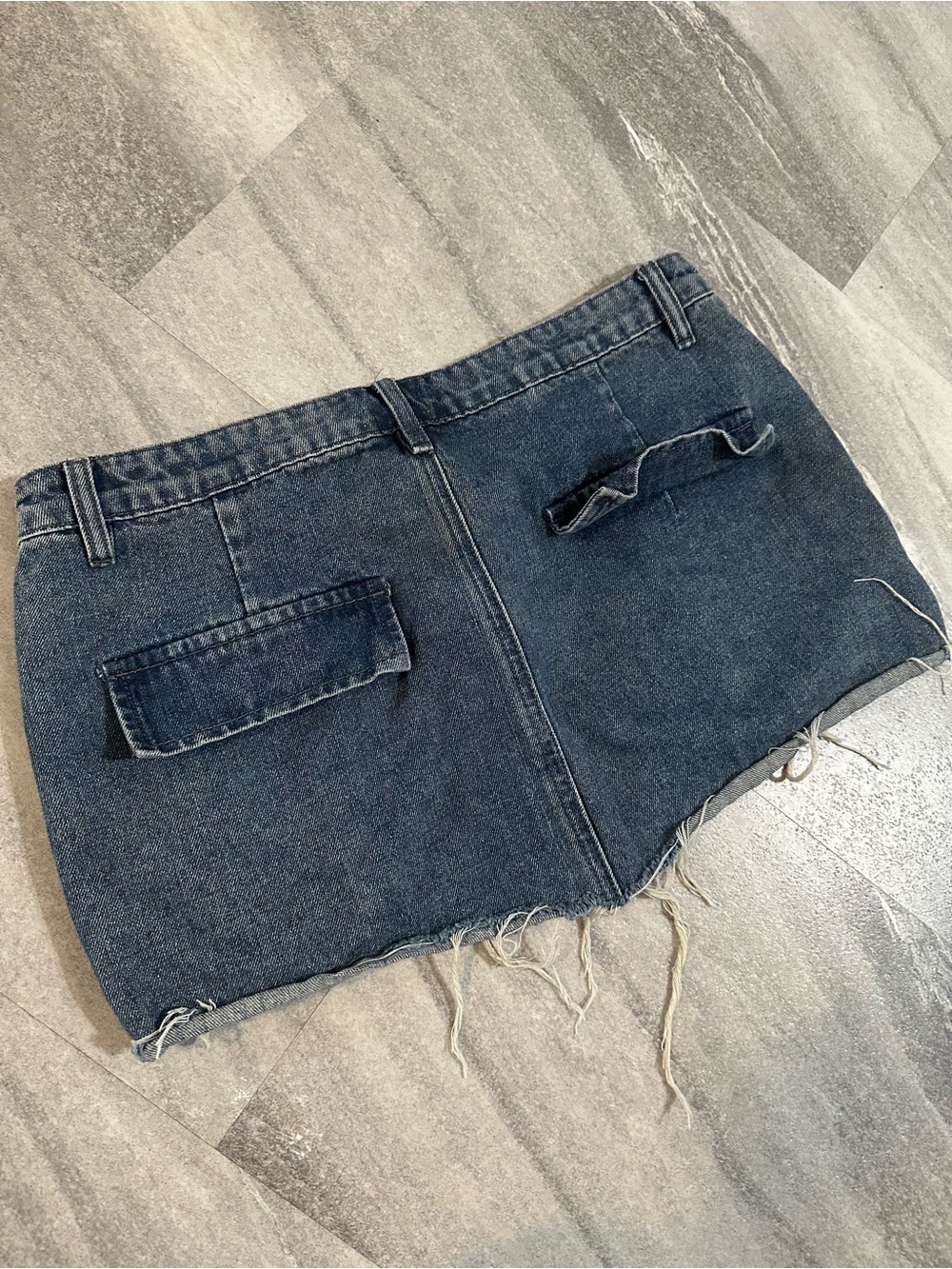 Revolve Superdown denim cargo Mini Skirt M - Picture 2 of 5